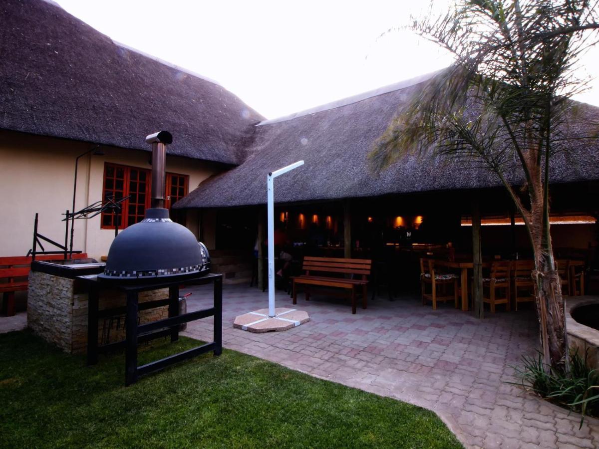 Hotel Uitkyk Guest Farm Usakos Exterior foto